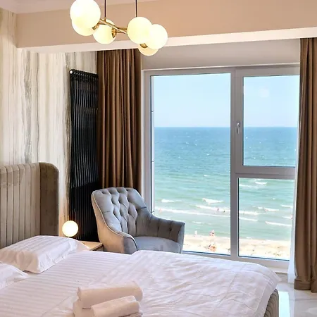 Beach Bliss Apartment In Infinity Beach Resort Parking Mamaia Exterior photo