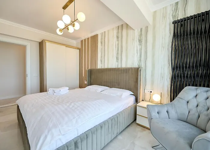 Beach Bliss Apartment In Infinity Beach Resort Parking